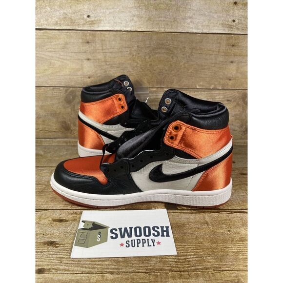 Nike Air Jordan 1 Satin Shattered Backboard Women’s Size 5 AV3725-010 New - Picture 6 of 8